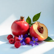 Pomegranate, orchid and raspberry represent the olfactory notes of the perfume.