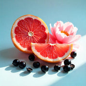 Pink grapefruit, blackcurrant and peony represent the olfactory notes of the perfume.