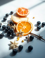 Orange blossom, praline and blackcurrant represent the olfactory notes of the perfume.