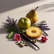 Pear, pineapple, lavender and vanilla represent the olfactory notes of the perfume.