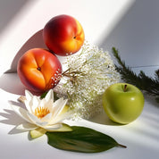 Nectarine, green apple and water hyacinth represent the olfactory notes of the perfume.