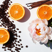 Mandarin, peony and coffee beans represent the olfactory notes of the perfume.