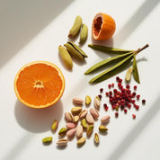 Pistachio, pink pepper and bergamot represent the olfactory notes of the perfume.